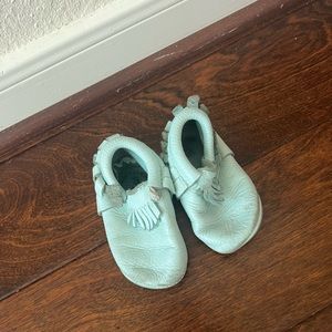 Freshly picked moccasin size 3